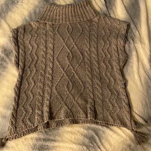 SONOMA grey turtle neck knitted covering